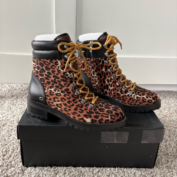 NIB Coach Women's Lorren Leopard Print Booties Size 6.5 - Picture 2 of 9